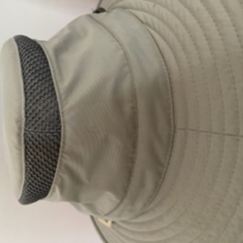 Tilley Airflow Hat Size 7 3/8 Used in good condition